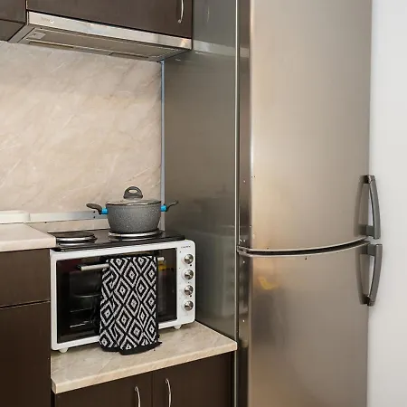 Διαμέρισμα Near Grand Mall I Cozy & Convenient By Flat Mаnаger Βάρνα