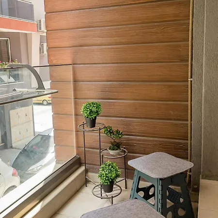 Διαμέρισμα Near Grand Mall I Cozy & Convenient By Flat Mаnаger Βάρνα