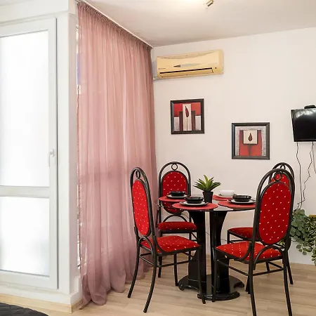 Apartment Near Grand Mall I Cozy & Convenient By Flat Mаnаger Varna