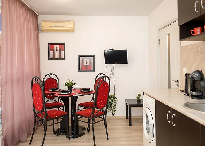 Near Grand Mall I Cozy & Convenient By Flat Mаnаger Warna